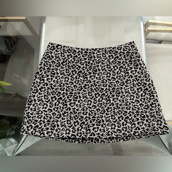 Abercrombie & Fitch Dresses & Skirts - Abercrombie & Fitch cheetah print mini skirt size 6